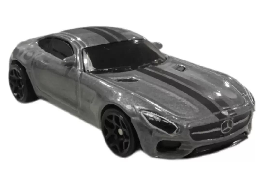 15 Mercedes-AMG GT