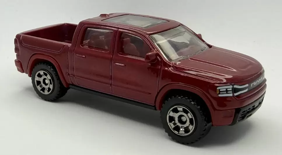 2025 Ram 1500 REV