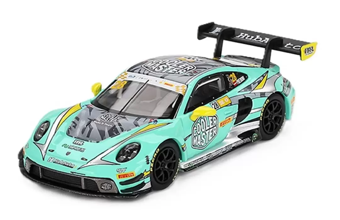 Porsche 911 GT3 R #28 HubAuto Racing 2023