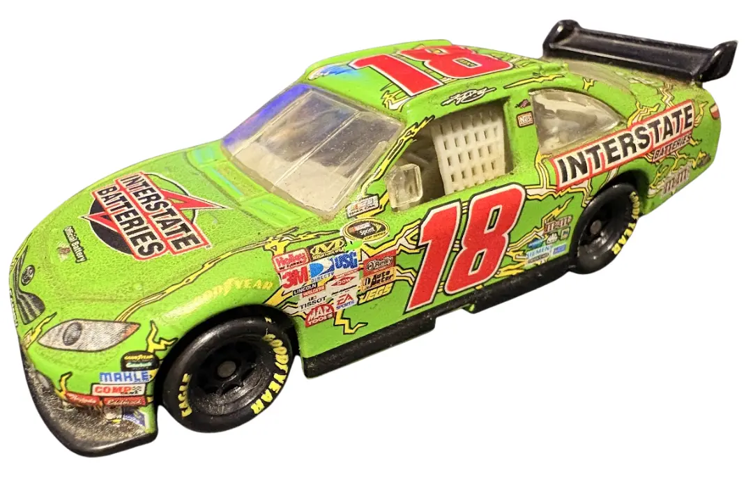 Toyota Camry #18 Kyle Busch (Nascar 2009 - Interstate Batteries)