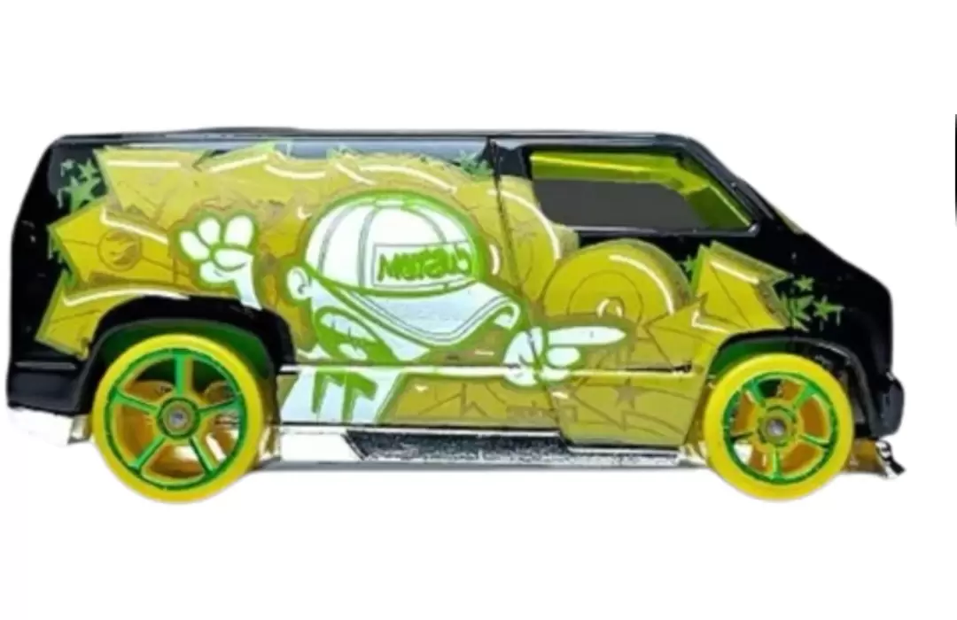 Custom 77 Dodge Van (TH)