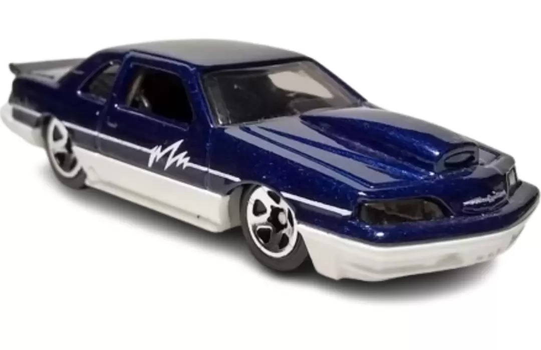 1988 Ford T-Bird (Matt and Debbie Hay's 1988 Pro Street Thunderbird) Coleção 1:64 Hot Wheels